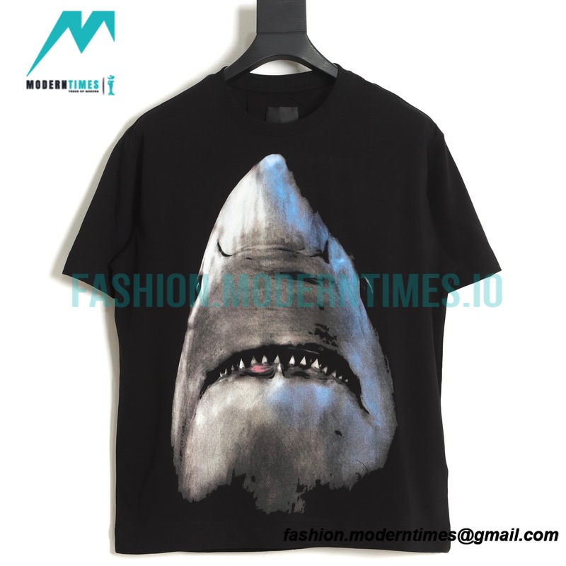 Givenchy - 23SS Classic Shark Print Short Sleeve T-shirt