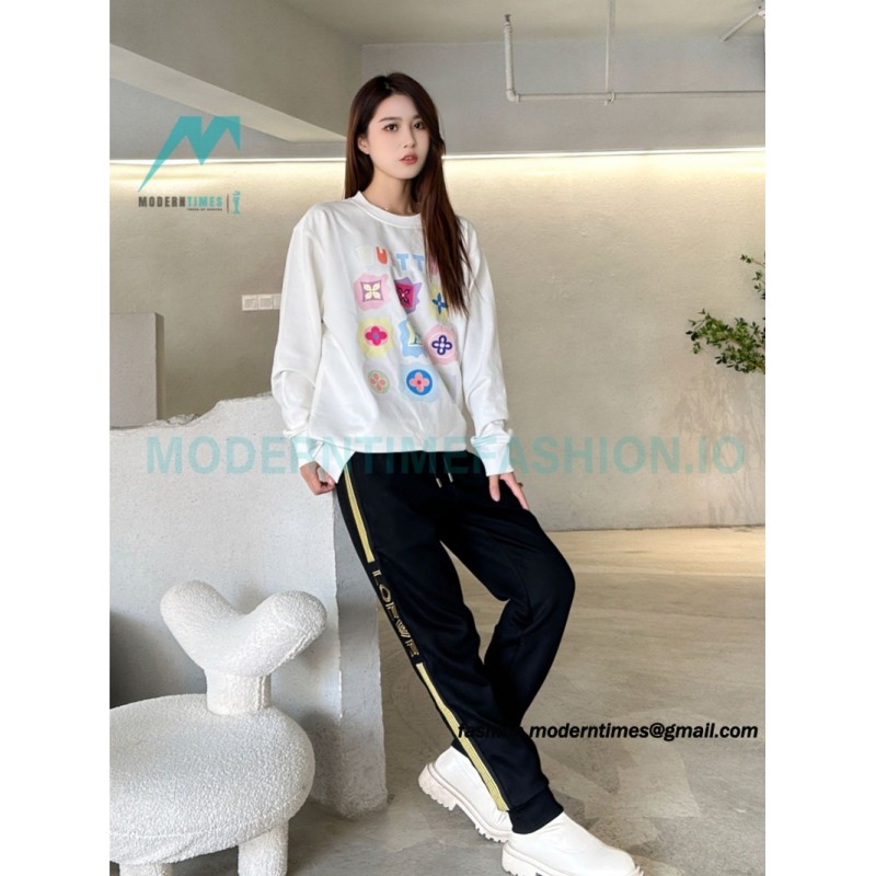 Louis Vuitton - 23FW  Full Label Crewneck Hoodie