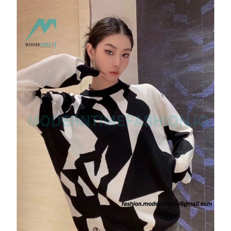 Louis Vuitton - 23FW Black And White Geometric Crewneck Sweater