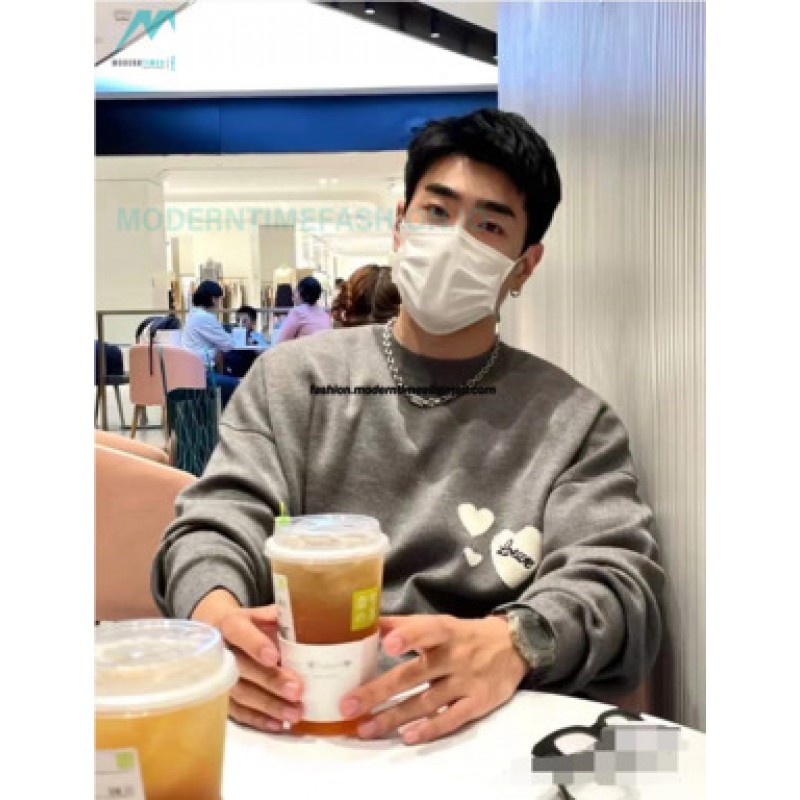 Louis Vuitton - 22FW Love Crewneck Sweater
