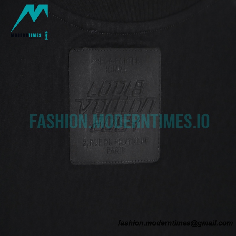 Louis Vuitton - Classic Small Aircraft Print Short Sleeve
