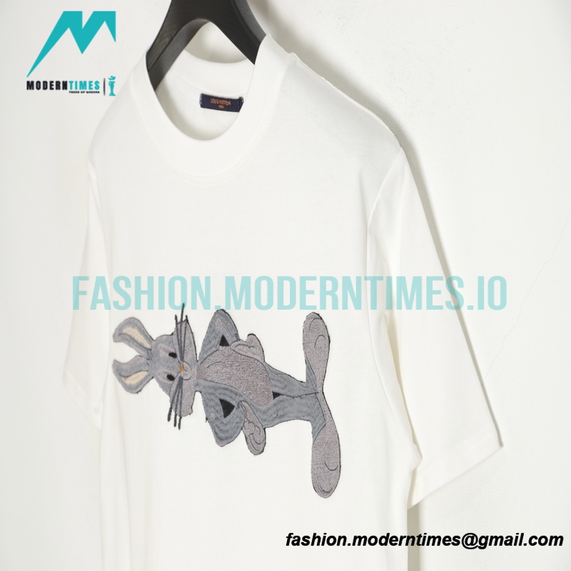 Louis Vuitton - Bugs Bunny With Cloth Embroidered Short Sleeves