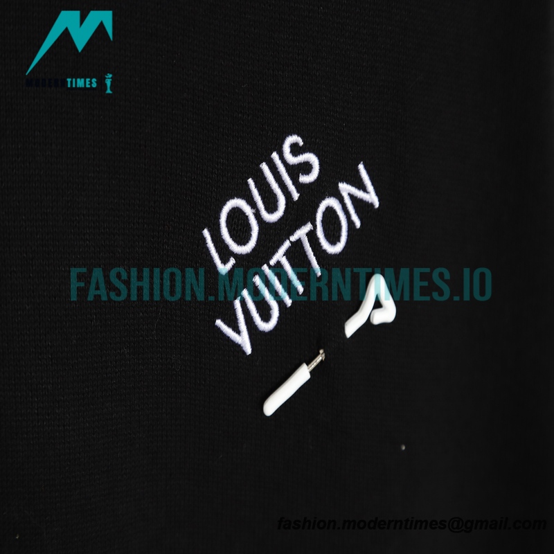 Louis Vuitton - Brooch Letter Knit Short Sleeve T-shirt