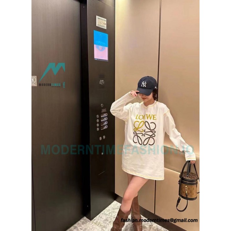 Loewe - 23FW Bright Thread Color Contrast Four-leaf Clover Embroidery Long Sleeve T-shirt
