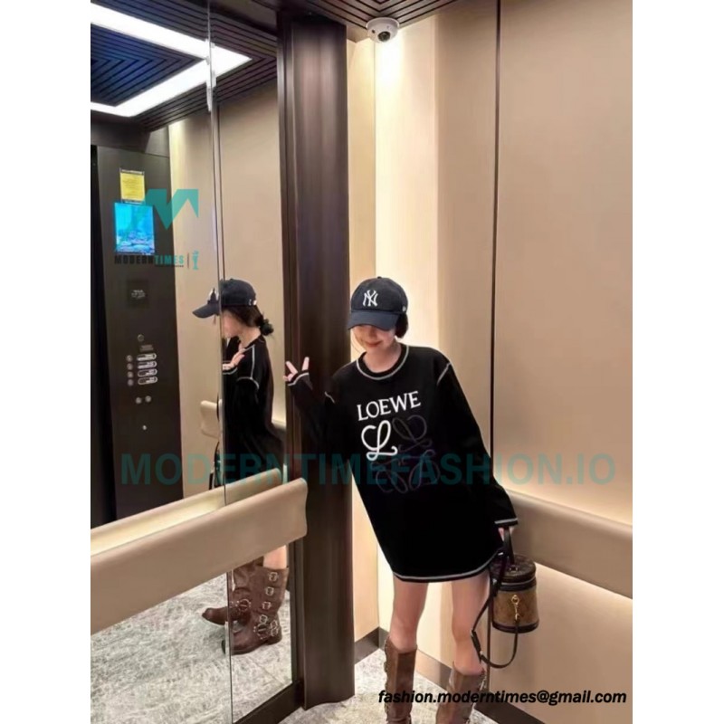 Loewe - 23FW Bright Thread Color Contrast Four-leaf Clover Embroidery Long Sleeve T-shirt