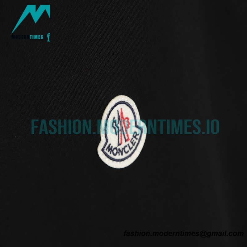 Moncler - Chest Scissors Badge Short-sleeved T-shirt