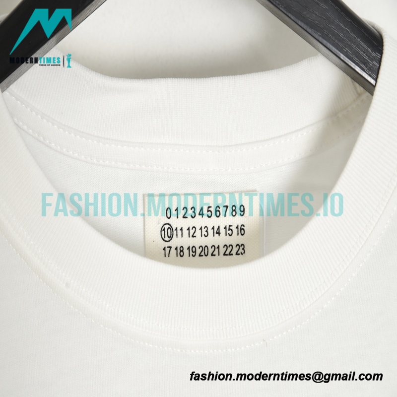  Maison Margiela - Digital Size Table Printed Stitches Short Sleeve