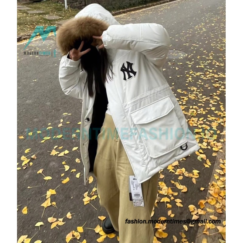 MLB - Chest Embroidered Logo Fur Collar Hooded Down Jacket