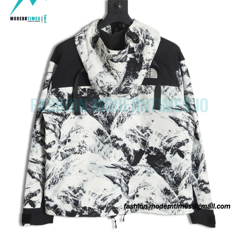 Supreme - The North Face Snowstorm Jacket