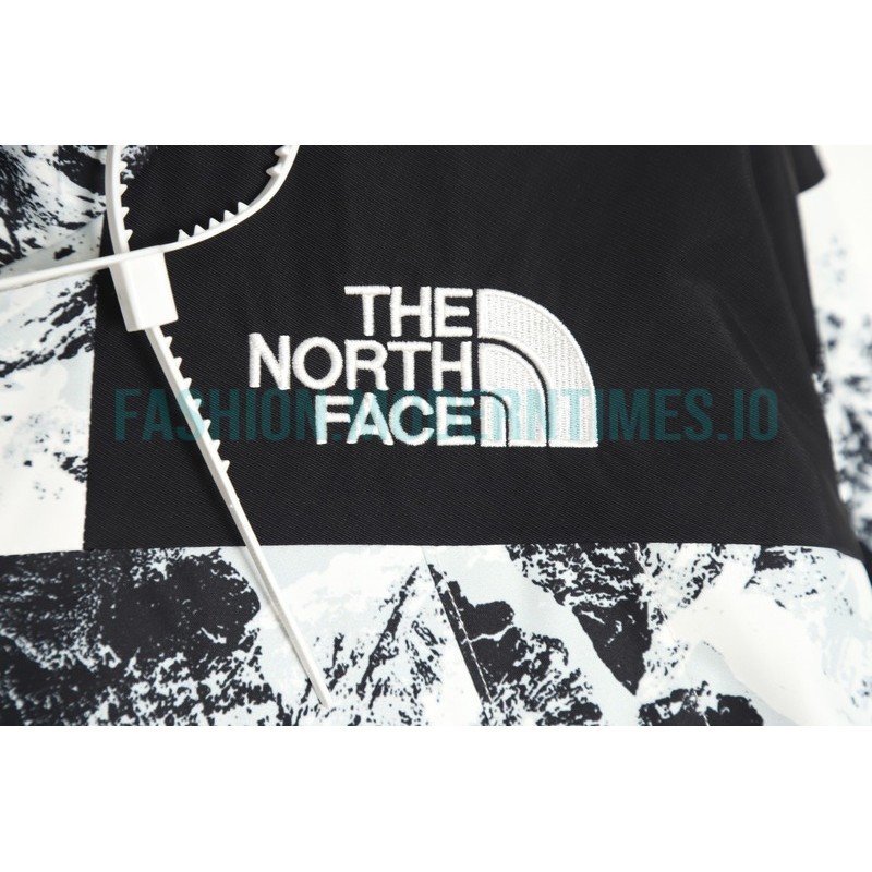 Supreme - The North Face Snowstorm Jacket