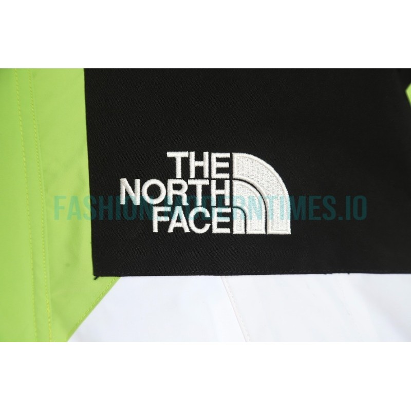 Supreme - The North Face Co-branded Great S Stormtrooper Jacket