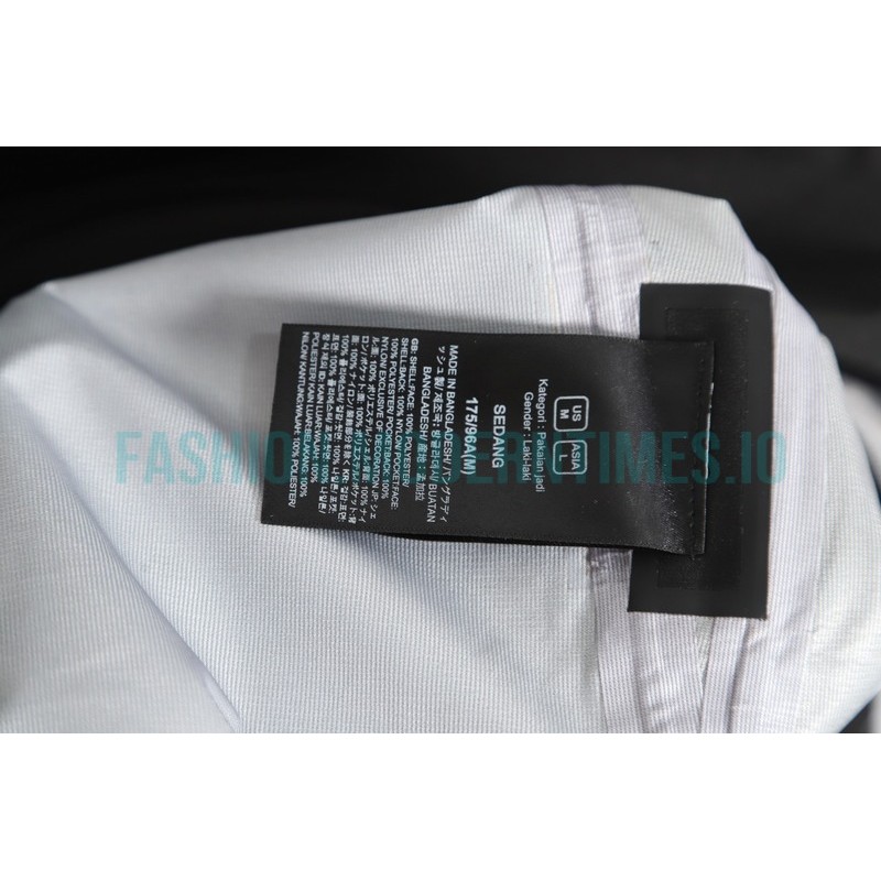 The North Face - Fully Pressed Rubber Hardshell Outdoor Jacket