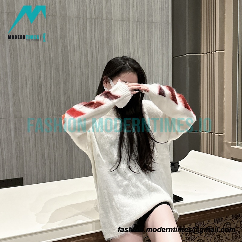 Off White - Mohair Sweater