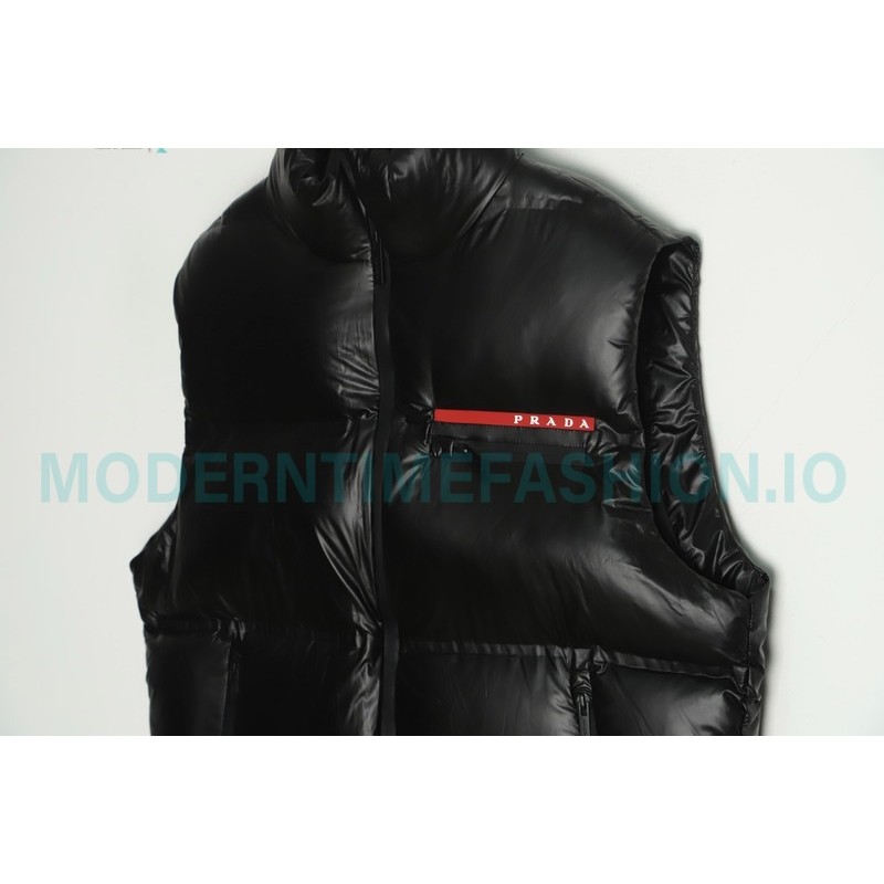 Prada - 21FW Red Stripe Down Vest