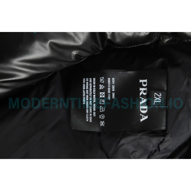 Prada - 21FW Red Stripe Down Vest