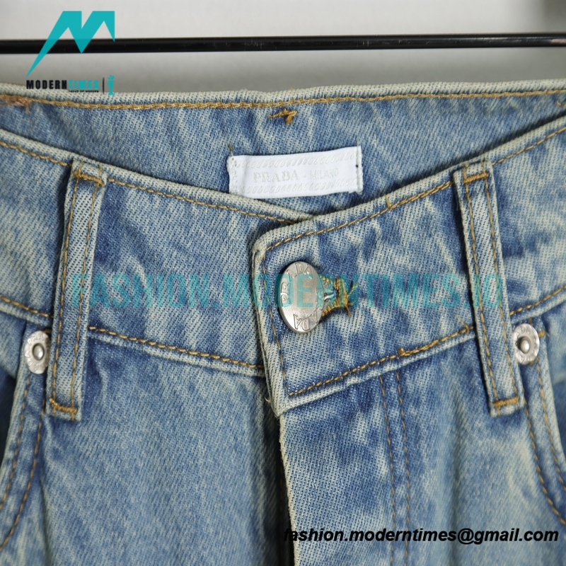 Prada - 23SS Triangle Label Washed Jeans