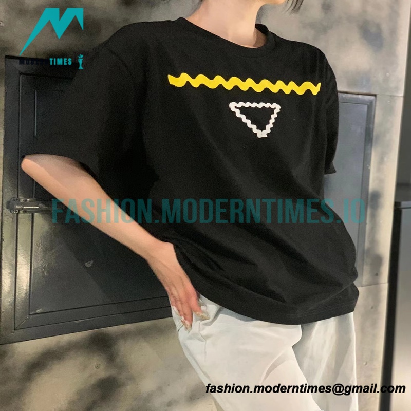 Prada - 23SS Webbed Inverted Triangle Label Short Sleeve T-shirt