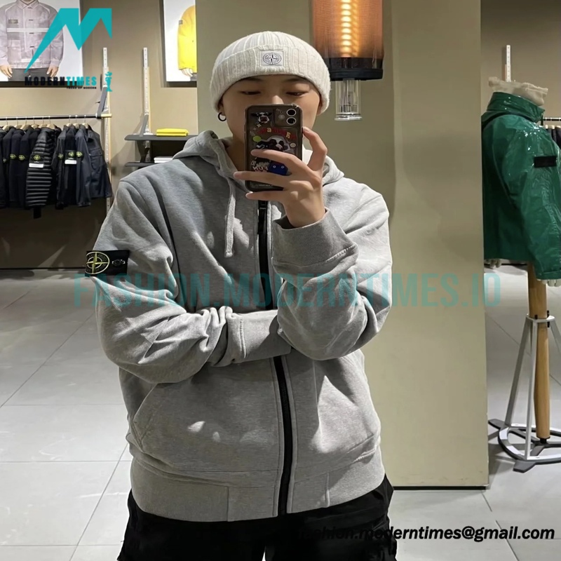 Stone Island - Classic Solid Color Logo Zipper Hoodie