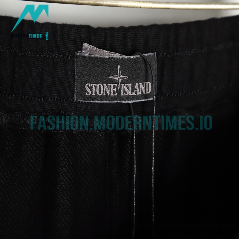 Stone Island - 21SS Shadow Series Black Label Shorts Pants