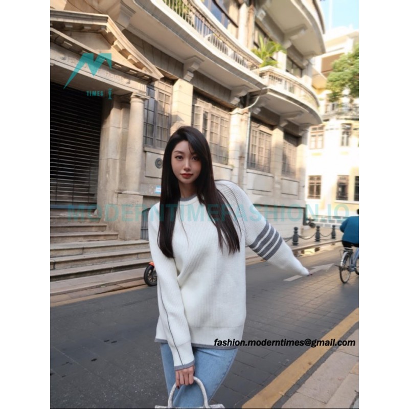  Thom Browne - 23SS Four-stripe Color-matching Pullover Long-sleeved Crewneck Sweater