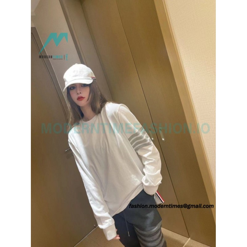 Thom Browne - Four-bar Crewneck Long Sleeves