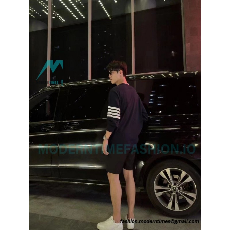 Thom Browne - Four-bar Crewneck Long Sleeves