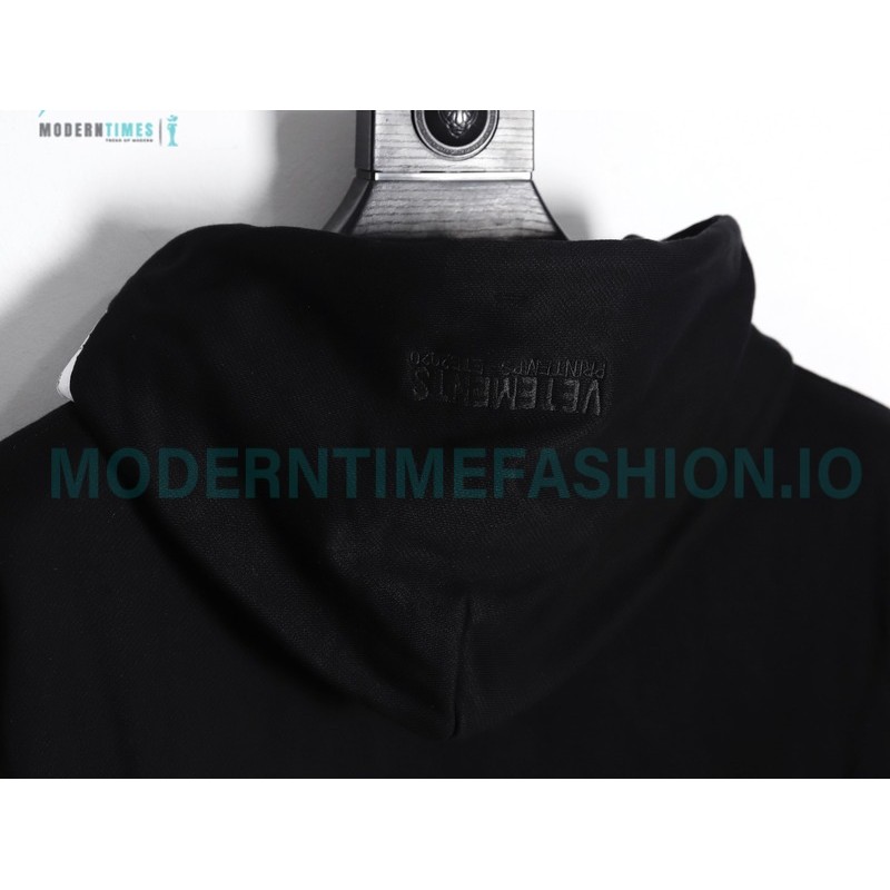 Vetements - 23FW Hot Diamond Letter Hoodie