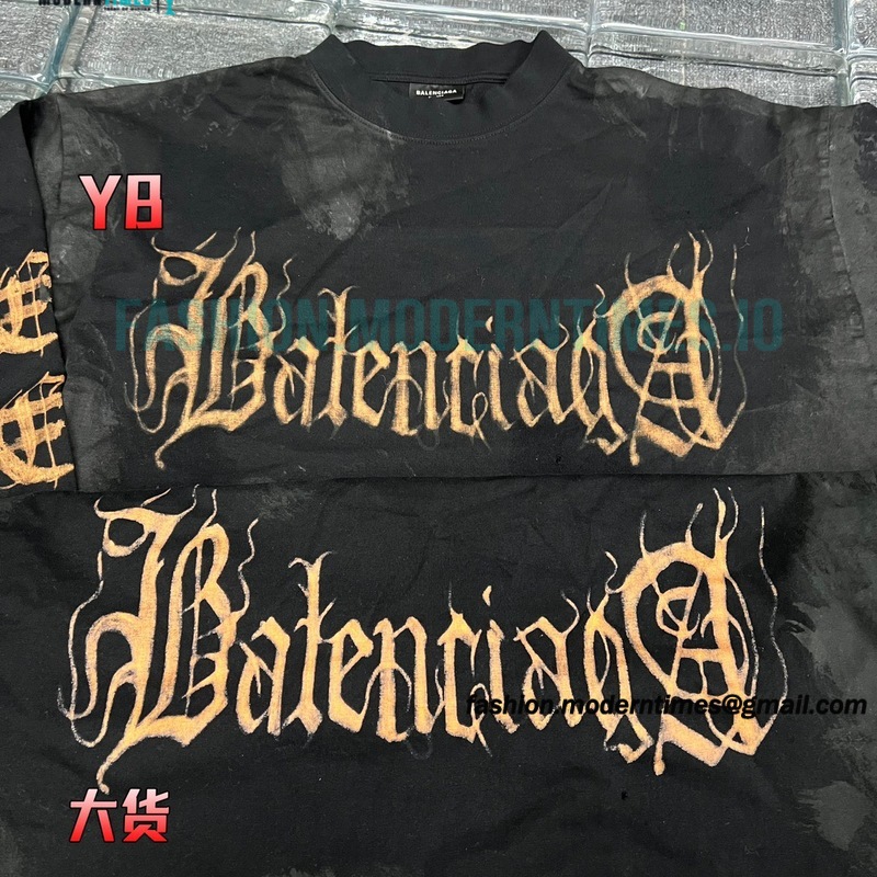 Balenciaga - 23FW Mud Dyed Sanskrit Base Long Sleeve T-shirt Balenciaga - 23FW Mud Dyed Sanskrit Base Long Sleeve T-shirt