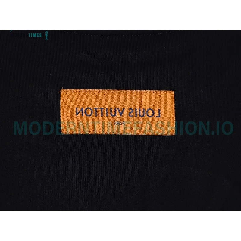 Louis Vuitton - 23Fw Splash Ink Full Star Gradient Logo Printed Round Neck Hoodie Louis Vuitton - 23Fw Splash Ink Full Star Gradient Logo Printed Round Neck Hoodie